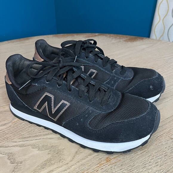New Balance 311 Sneaker Trainers Black Rose Gold Wonen’s 6.5 - Picture 1 of 14